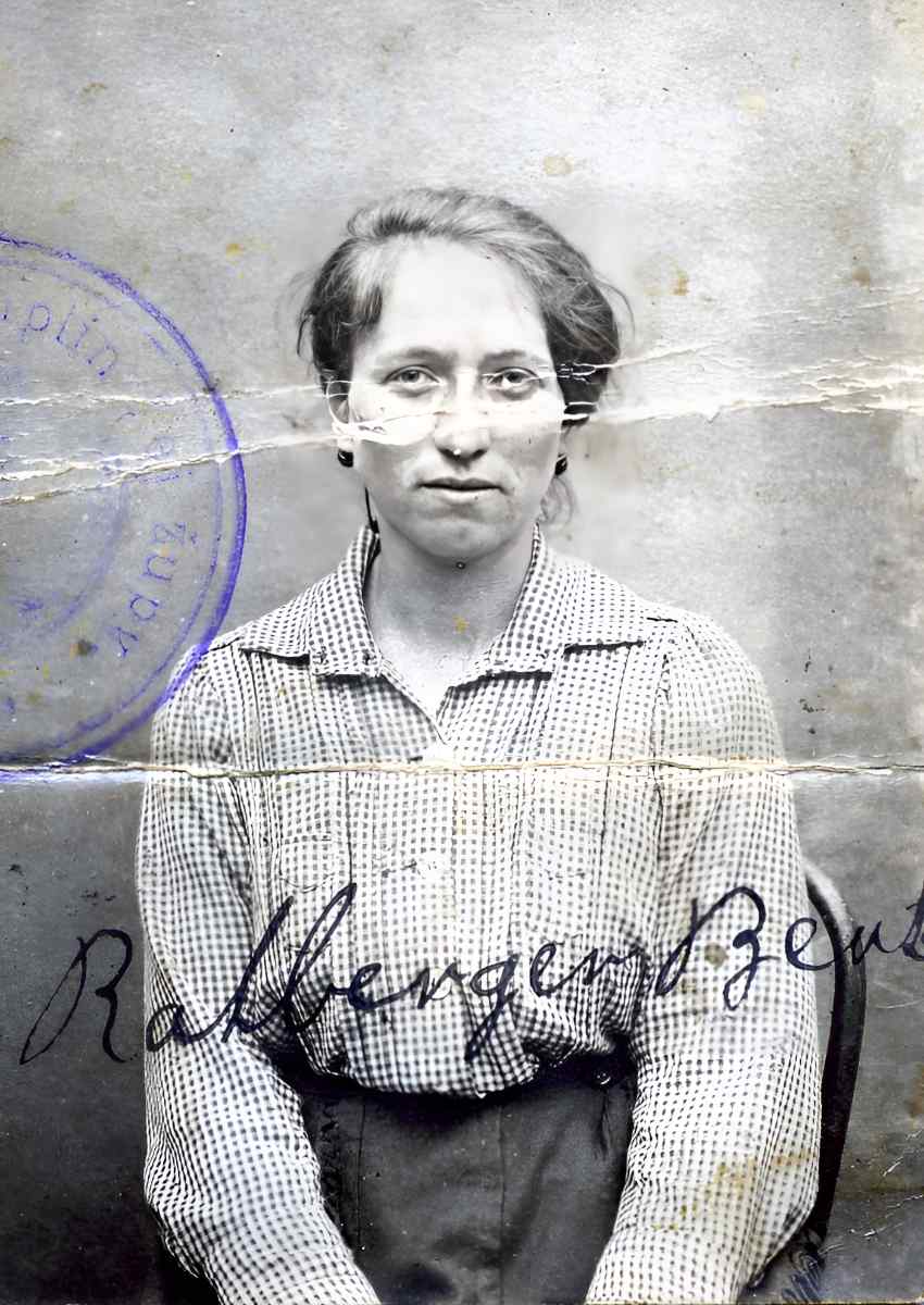 Bertha Goodman's passport photo