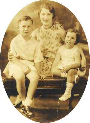 Ethel Katz with her two children, Ellis and Florence