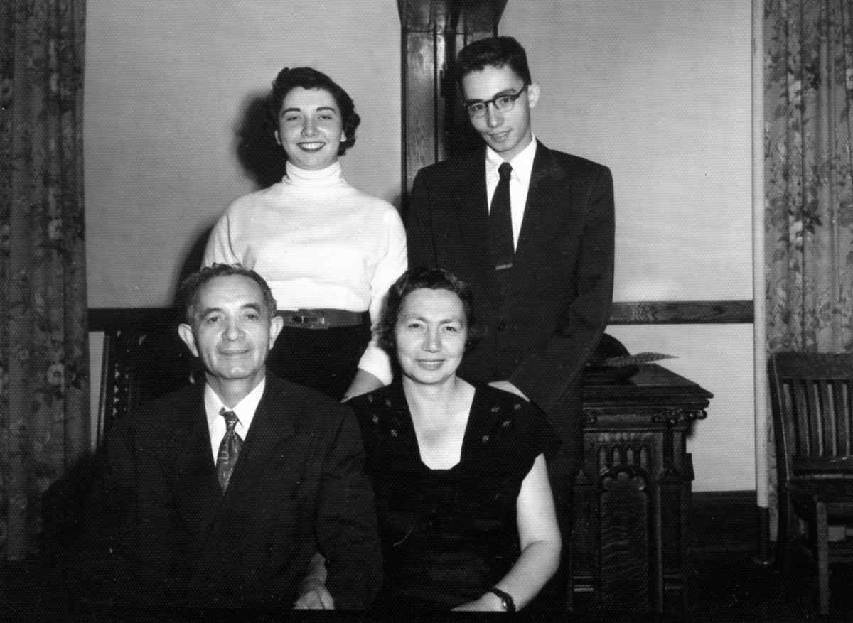 Abe Rothberger Family 1960s